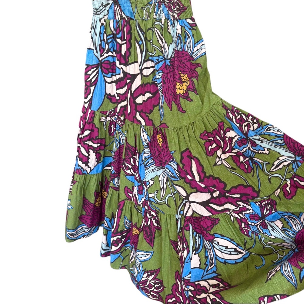 Green Floral Midi Dress with Puff Sleeves - Picture 10 of 16